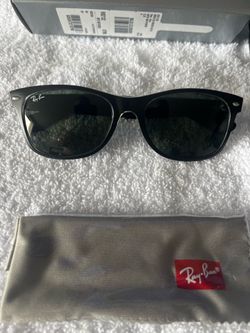 Ray-Ban Wayfarer Sunglasses