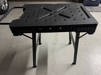 DeWalt Folding Workbench