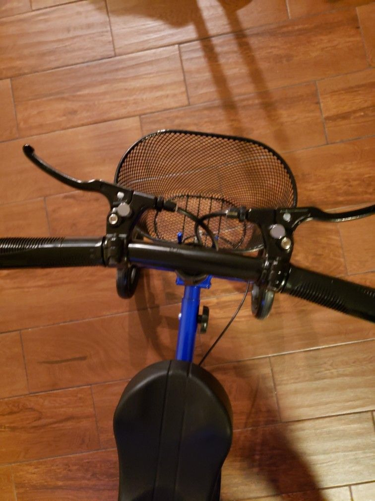 Scooter Knee Over Knee