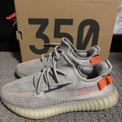 Yeezy 350 Boosts “Taillight” size 6.5 Men’s used – Good Condition