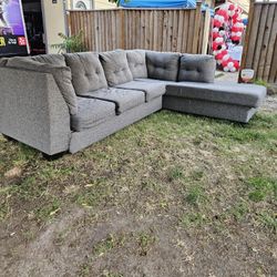 free couches