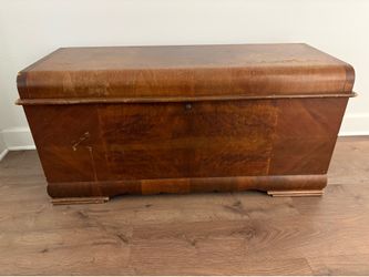 Lane Cedar Chest