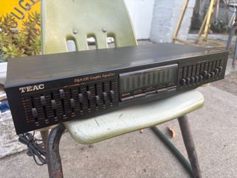 TEAC EQA-220 Graphic Equalizer