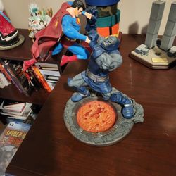 Superman Vs Darkseid Statue