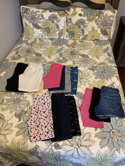 3 Sweatpants/8 Leggings/3 shorts:  Girls Size Medium (8)