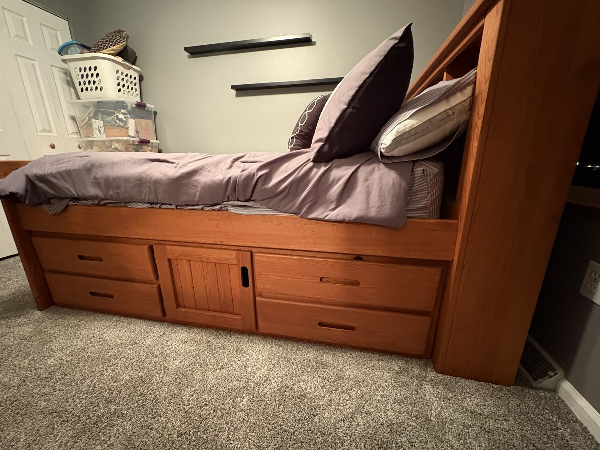 All Wood Full Bedroom Set