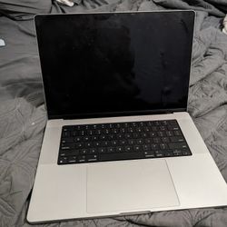 MacBook pro 16in M1 1TB