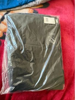 Men’s black lees pants
