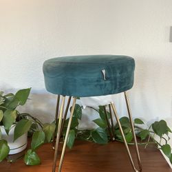 Stool