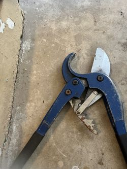 2” Pvc , Tubing And Electrical Conduit Cutter