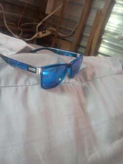 Dubery glasses