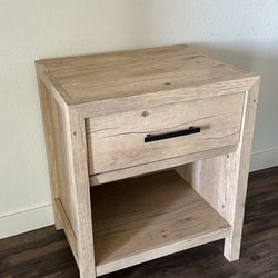 Sauder Pacific View Bedroom Night Stand, Spacious Storage, 1 Drawer Nightstand - Prime Oak Finish