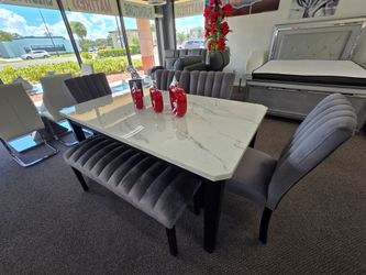 🍀🍀 Dining Room Set 6-Pcs