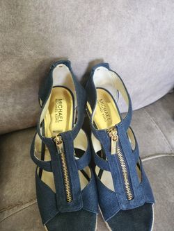 MICHAEL KORS Sandals