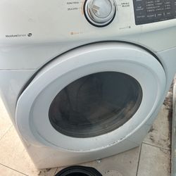 Dryer 100$ Work fine  And 2 Ac Units 40each 60 For Both