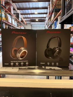 Pioneer A50 Dual Mode Wireless Headphones with Hybrid Active Noise Cancellation Brand New In Box Available in Black or Tan