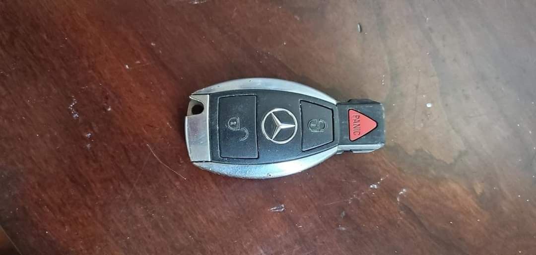 Mercedes fob Key 