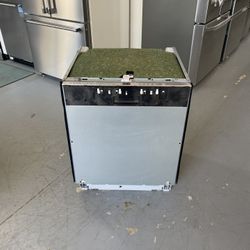 Bosch ADA 24 800 Series Panel Ready Built-In Dishwasher - SGV68U53UC