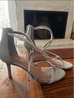 Women’s heel shoes