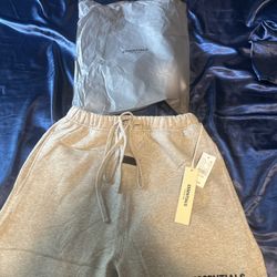 Dark Oatmeal Essential Shorts