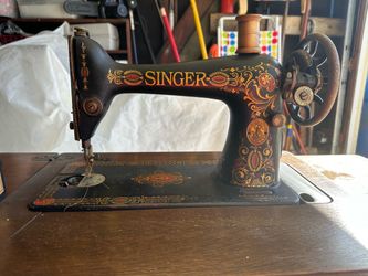 FREE- Vintage Singer Sewing machine