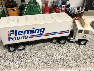 Nylint Fleming Foods 18 wheeler