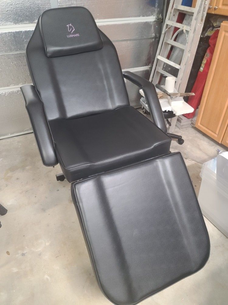 Massage, Tattoo Chair