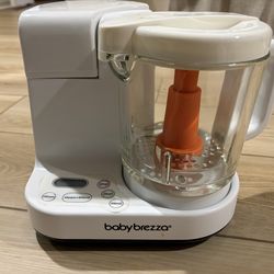 Baby Brezza Baby Food Maker – Like New