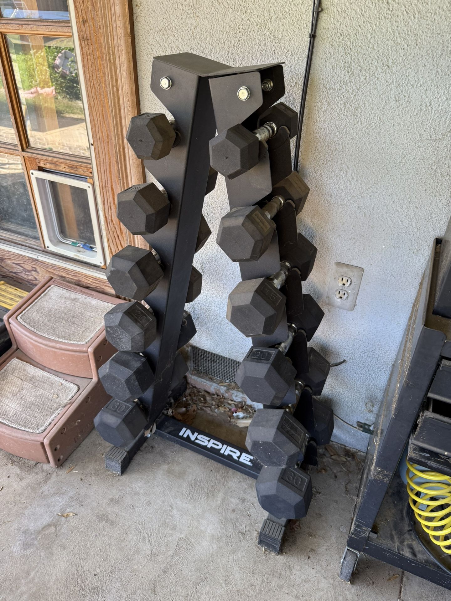 Set Of Dumbbells With stand - 5lbs To 30lbs 