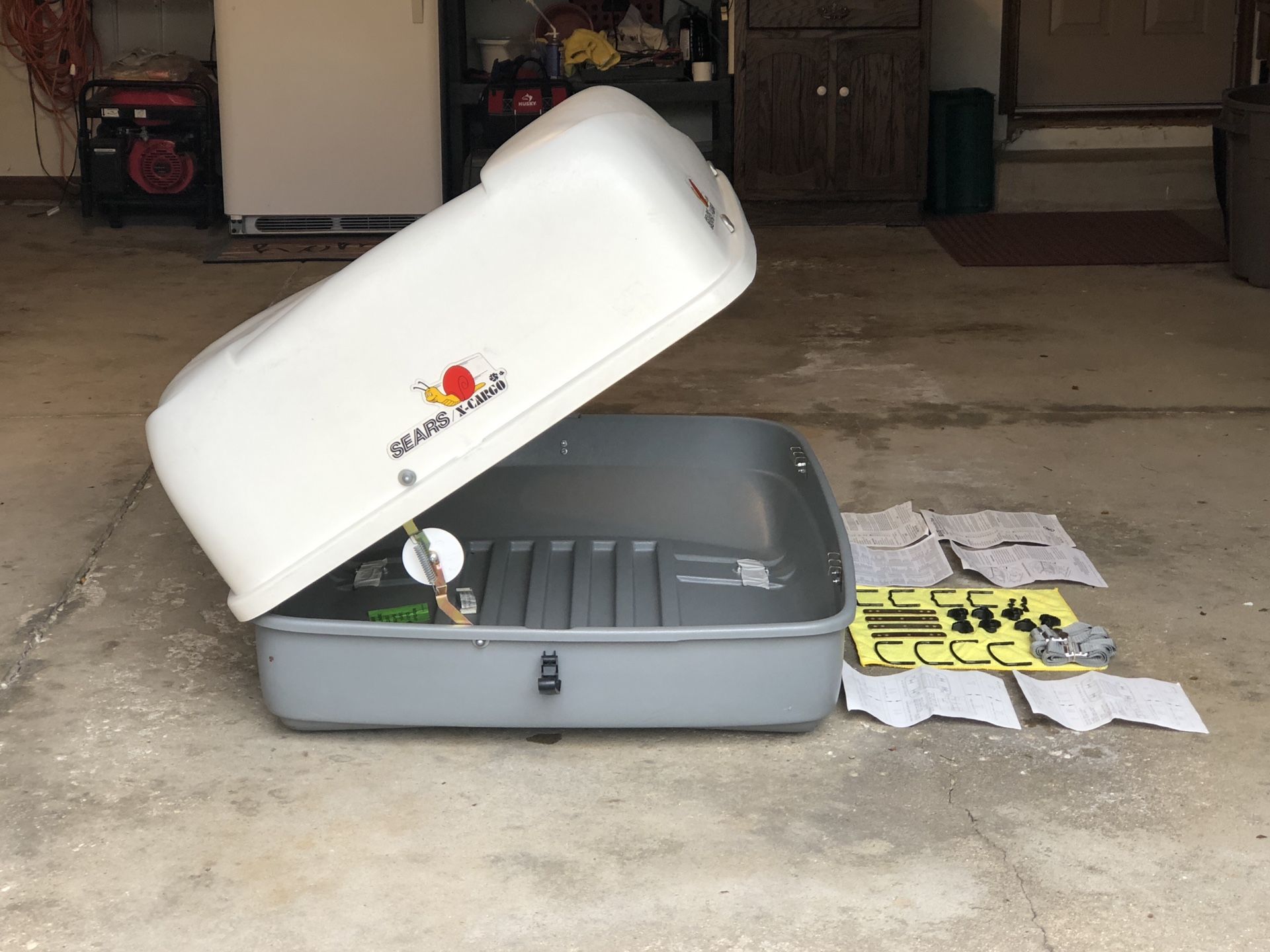 Sears XCargo Rooftop Carrier 18 Cu Ft Model 300.7261 for Sale in