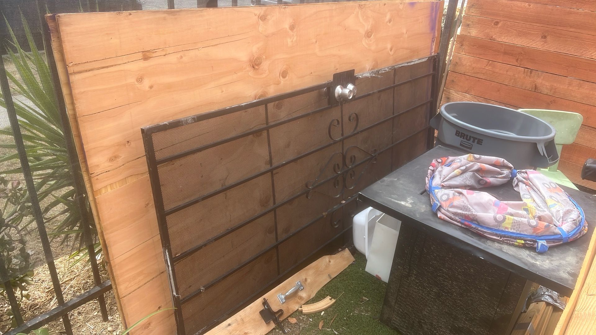 Screen Door