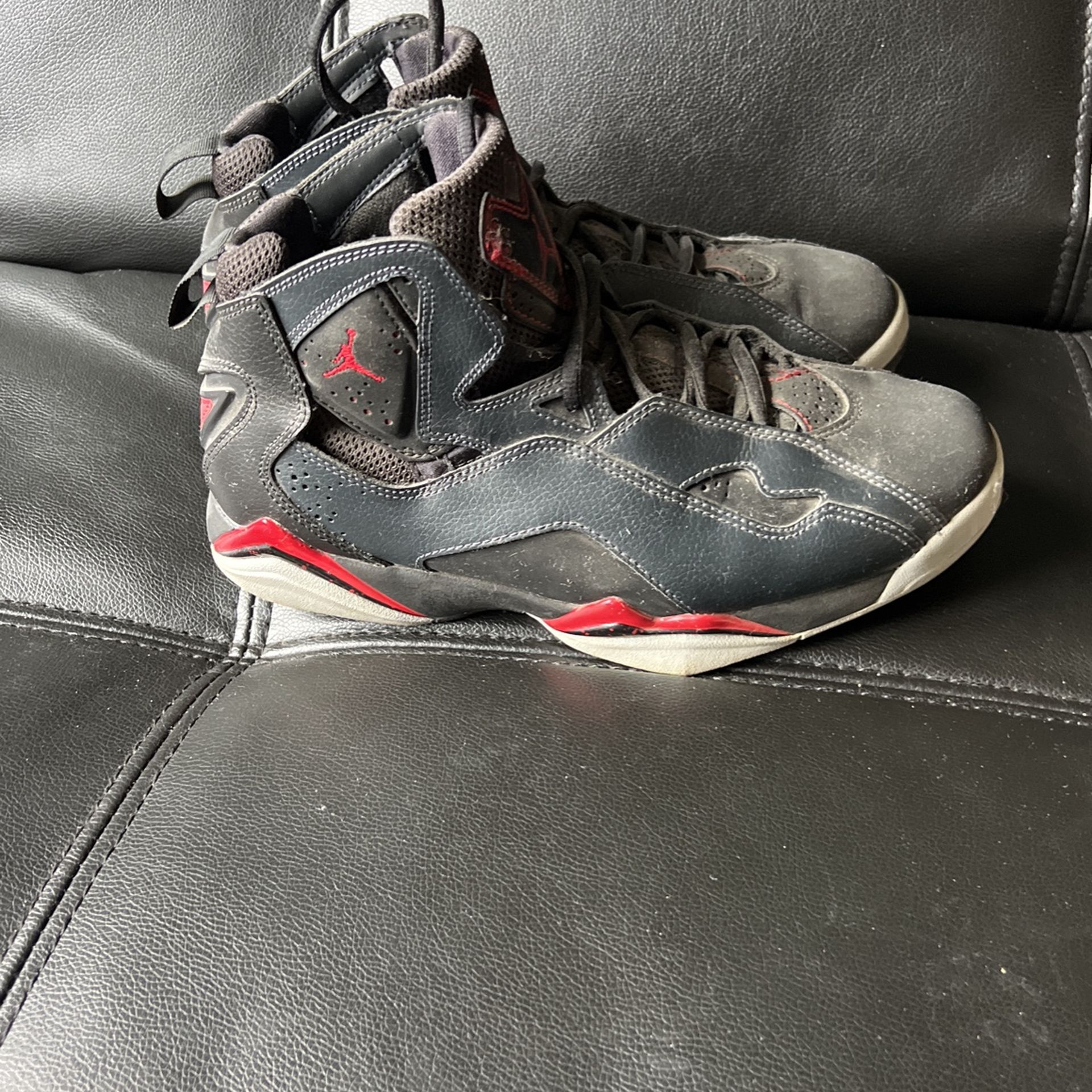 Jordan 7s Size 8.5 $40