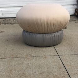 Poof Chair W/o Material 