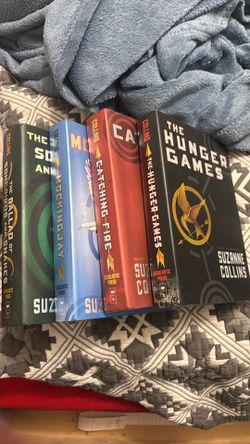 Hunger games book set