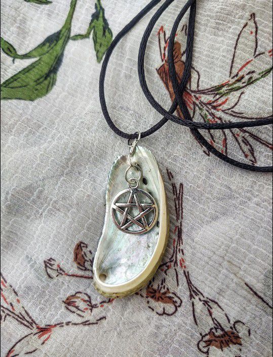 Sea Witch Shell Necklace