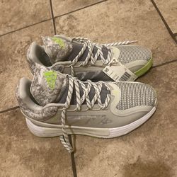 Basketball Shoes