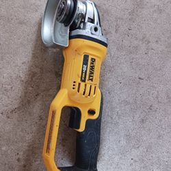 Dewalt Grinder, It works very https://offerup.com/redirect/?o=d2VsbC5JdA== has been used very little.