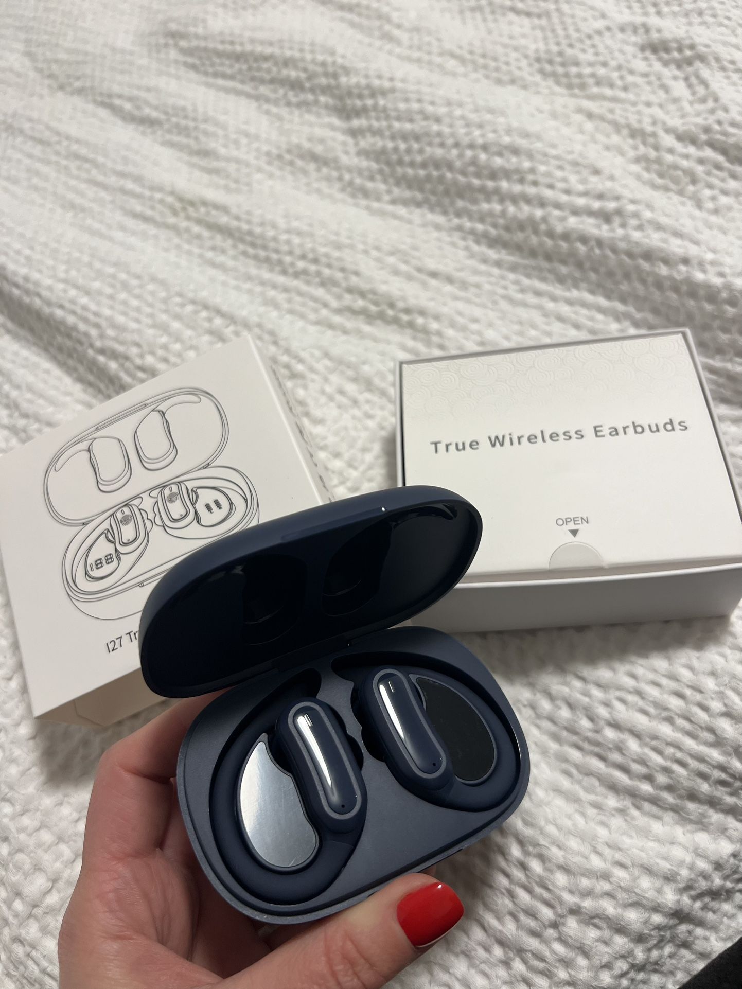 Earbuds