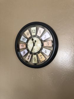 Clock wall