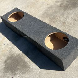($120 Firm) 2/12s Sub Box For A 1999 To 2006 Chevy - GMC Extended Cab