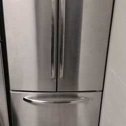 GE 3D FRIDGE/FREEZER 