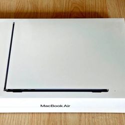 Apple MacBook Air 15" Laptop, M2 chip, 8GB Memory, 256GB SSD (Latest Model), Midnight  $800.0  FIRM