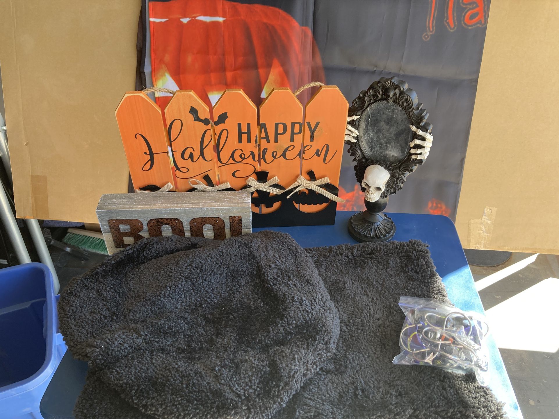 Halloween Bath Decor