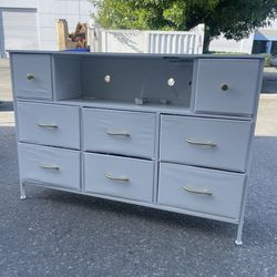 DRESSER - 8 Fabric Drawers Dresser for Bedroom with Power Outlets and LED Lights - Living Room, Entryway