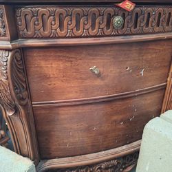 2 Set Of DRESSERS 