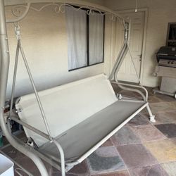 Outdoor Patio Swing 