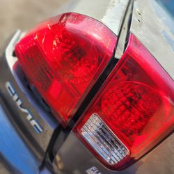 2001-2005 HONDA CIVIC TAIL LIGHTS! Lights Great Shape
