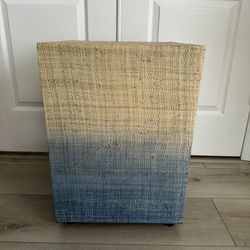 Wicker stool/end table