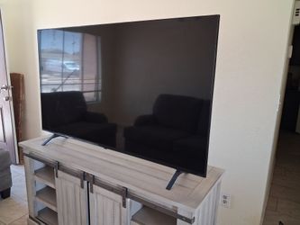 Set de sala completo tvLG nano de alta tecnologia comedor Con 6 sillas y TV stand Con gavinetes  y mumbles todo se compro Nuevo hase 10 meses
