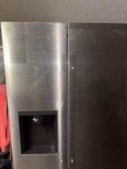 LG fridge need it gone it’s brand new